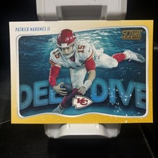 2020 Score - Deep Dive Patrick Mahomes II #DD-PM Gold