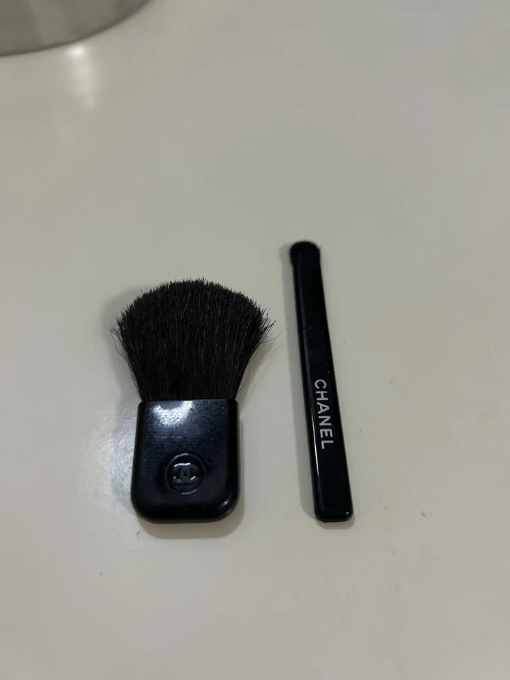 Pinceles originales Chanel rubor y labios - Imagen 2 de 2