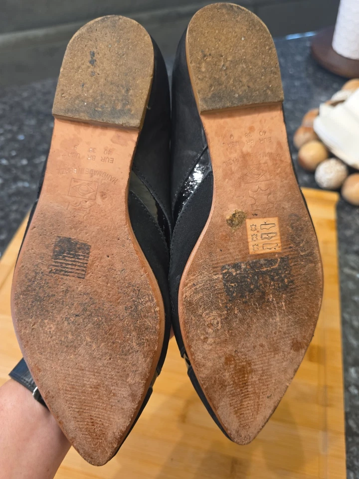 Pisos vintage Anna Luz, brasileños hechos a mano de gamuza negra y charol Chevron talla 9 Foto 4 de 4