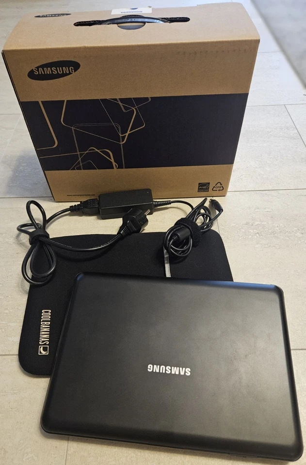 Samsung N130 Netbook (10", 2GB RAM, 120GB SSD) inkl. OVP &, Tasche, Linux (Q4OS) - Bild 3 von 4