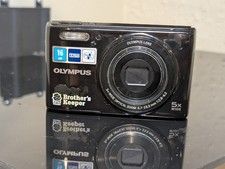 Olympus VG-180 Compact Digital Camera 16MP 5x Zoom