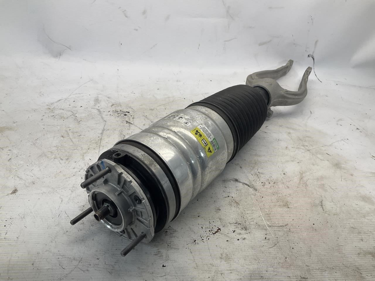 23-25 Maserati GranTurismo M189 Front Right Passenger Strut Shock Absorber T		