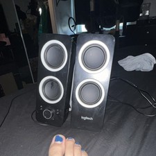 Logitech s-00135 2.0 Wired Computer Speakers Black 3.5mm Headphone Jack