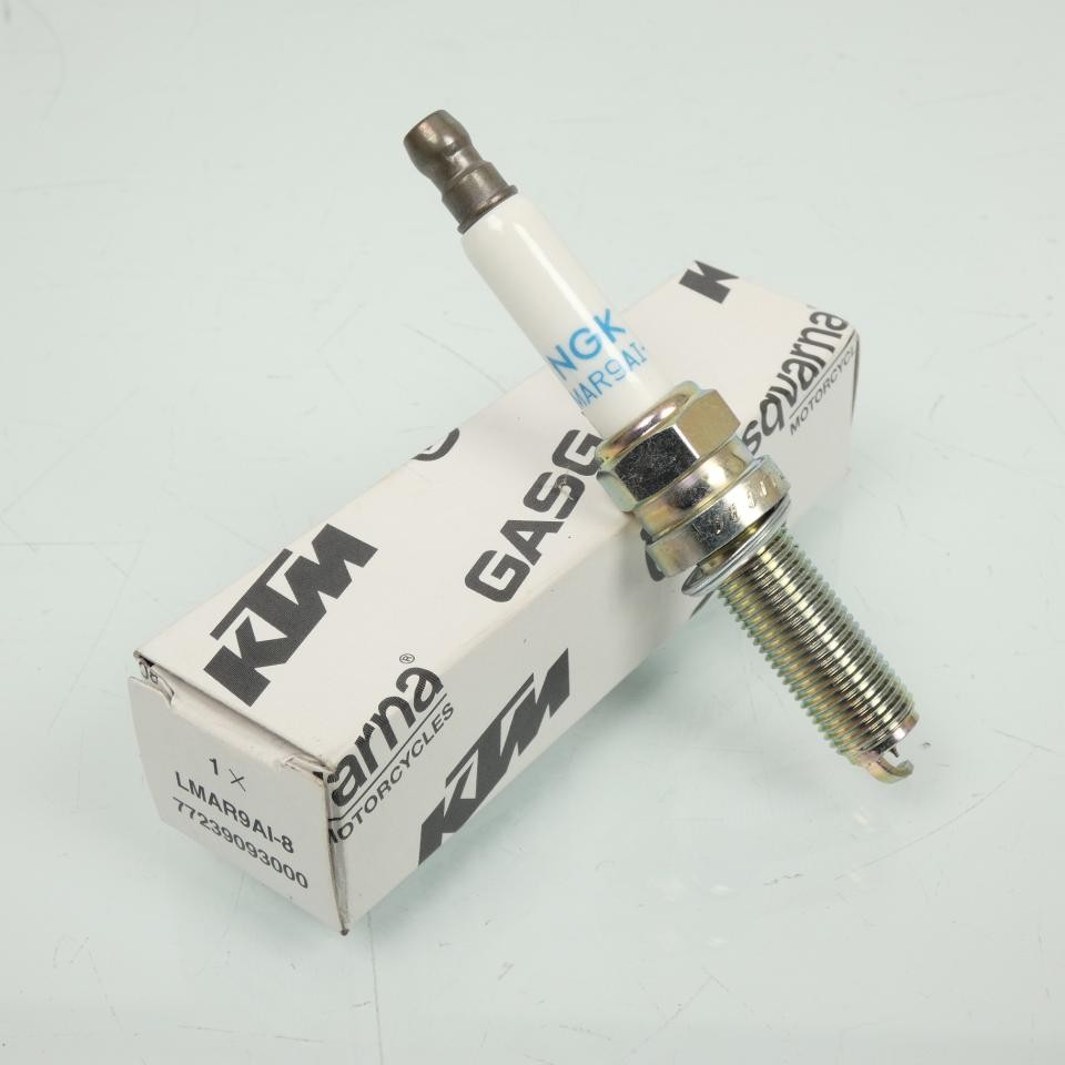 Bougie NGK LMAR9AI-8 pour moto KTM 250 Exc-F 4T de 2013 à 2019