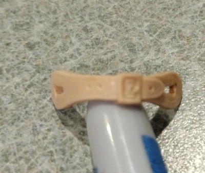 1975 Marx JWA Johnny West Quick Draw Tan Spur Strap Nice Cond