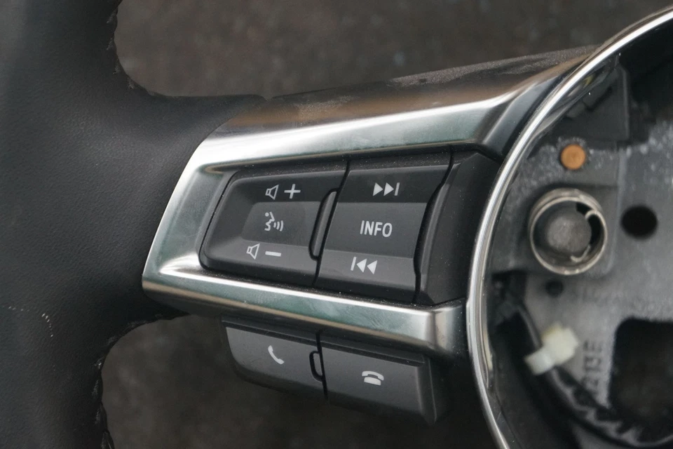 Multifunction Driver Steering Wheel Black 6ld98u0daa Fiat 124 Spider 2017-20 - Image 4 of 4