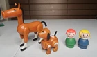 Vtg 1970s Fisher Price Little People Farm Horse Brown Dog Plus 2 People