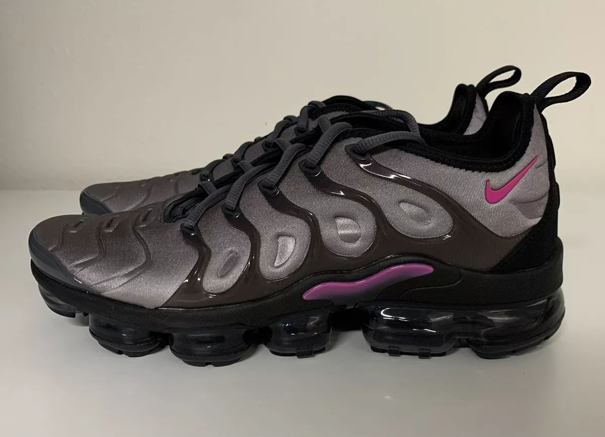 vapormax plus black ebay