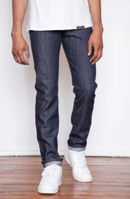 世界最厚デニム　32oz W32 naked & famous Naked & Famous' 32 oz. Raw Denim - Creating A Monster