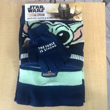 STAR WARS MANDALORIAN Knit Winter Beanie Hat Gloves Scarf Set Age 4-12 NWT 30