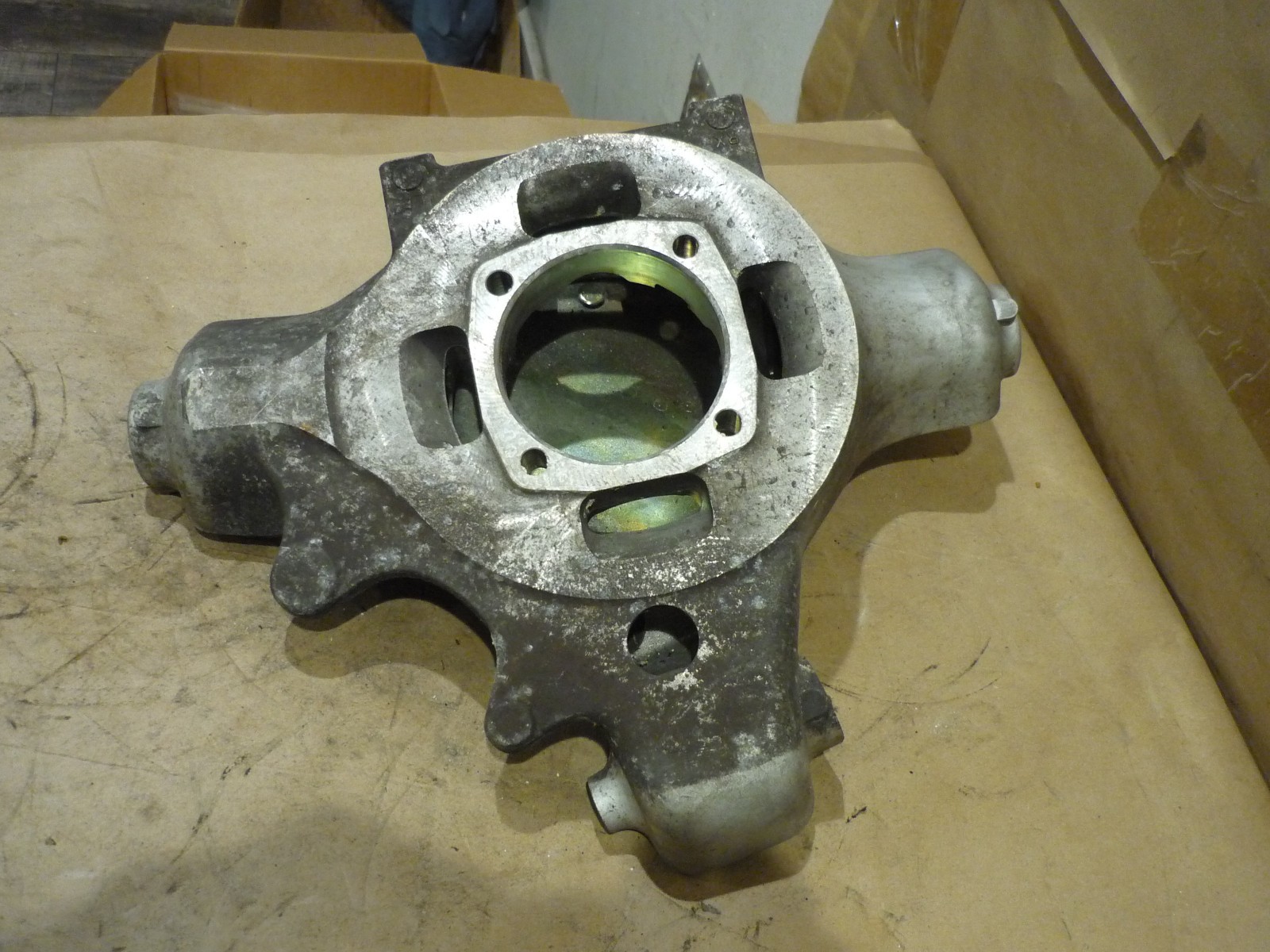 Ferrari 360,430 - RH Front Steering Knuckle - P/N 185399