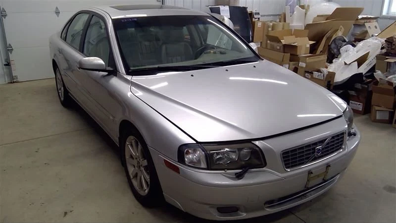 (LOCAL PICKUP ONLY) Windshield Glass With Rain Sensor Fits 01-06 VOLVO 80 SERIES Foto 4 de 4