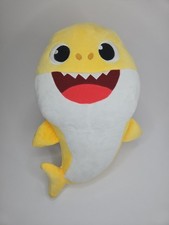 WowWee Pinkfong Baby Shark Yellow Singing Plush 12  Tested Works Sound