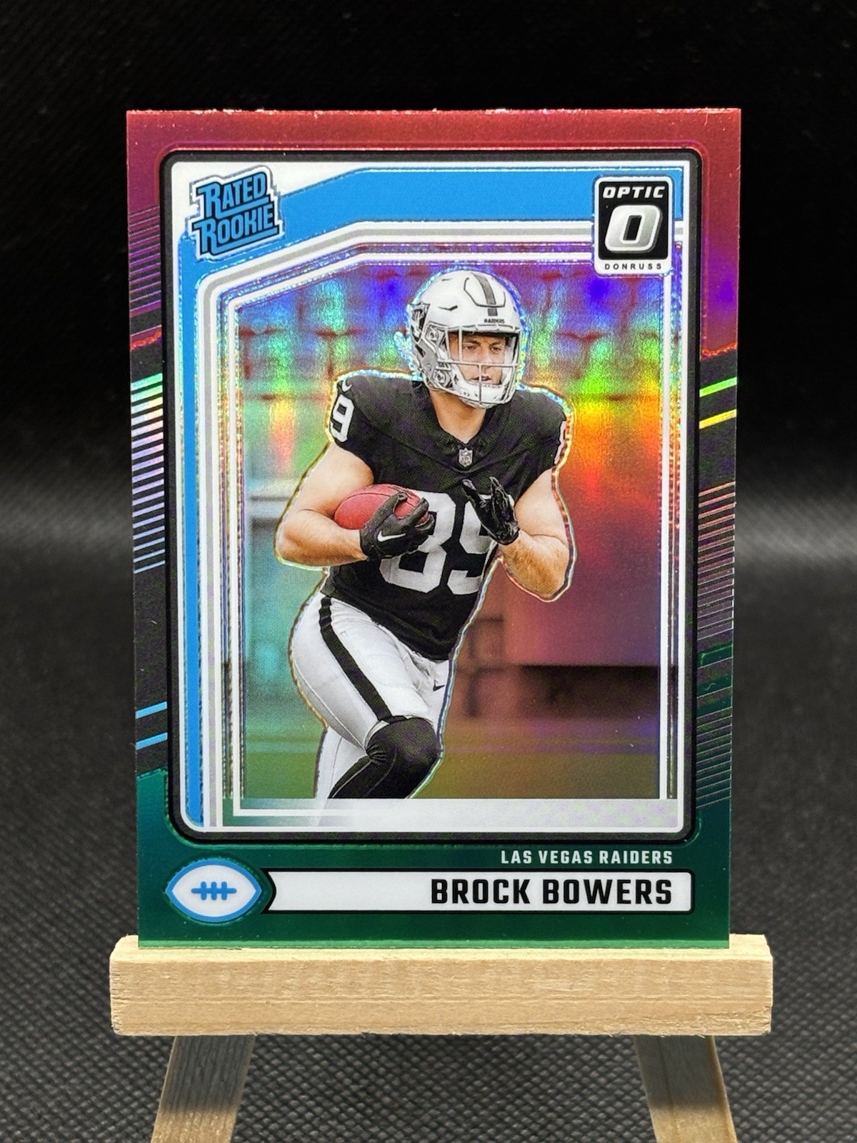 2024 Donruss Football Brock Bowers Rated Rookie Red and Green Optic Preview #394