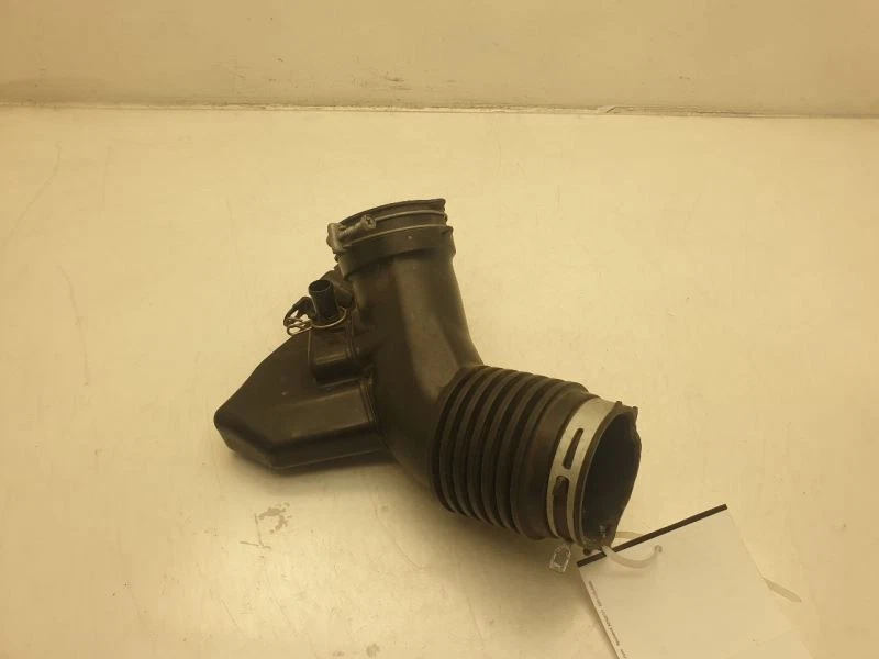 2016 TOYOTA RAV4 2.5L 4CYL AIR CLEANER RESONATOR TUBE - Image 2 of 4