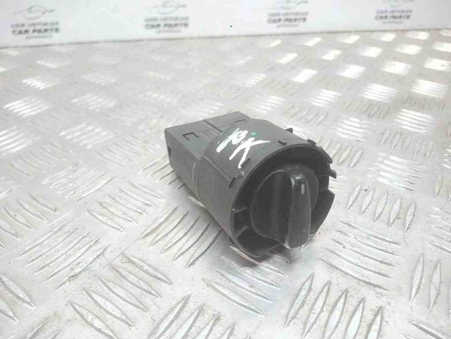 VW PASSAT Variant B5 3B6 Scheinwerferschalter 1C0941531 1.90 Diesel 31394475