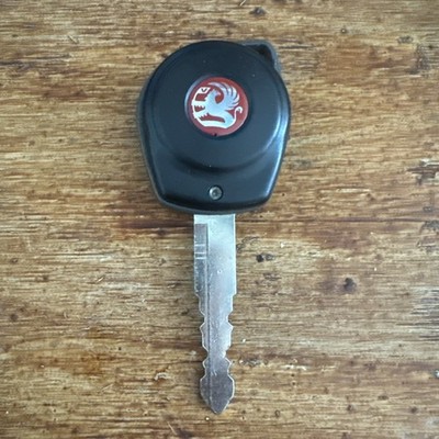 ORIGINAL GEBRAUCHTE VAUXHALL 2 TASTEN FERNBEDIENUNG SCHLÜSSELANHÄNGER