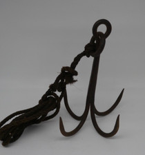 Grosser alter Viererhaken - Haken vierfach - H 31 cm / B 25,5 cm