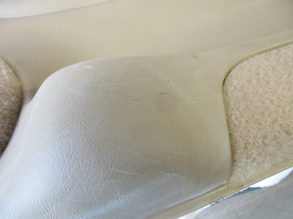 Painel de porta 98-01 GMC Envoy lado direito do passageiro somente TAN ~ 004 08 28 24 - Imagem 4 de 4