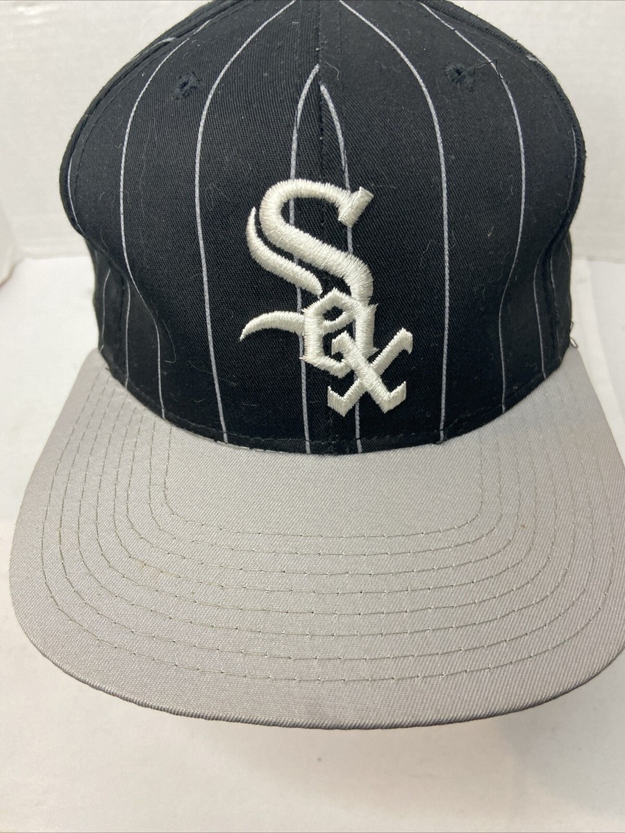 VTG 90s STARTER SnapBack Hat - CHICAGO WHITE SOX MLB - Two Tone