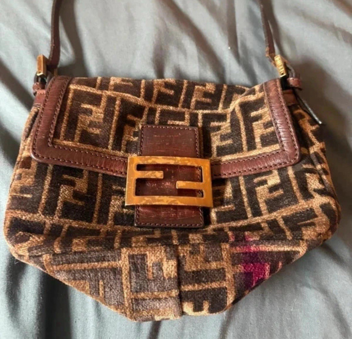 Borsa a tracolla Fendi vintage baguette marrone monogramma