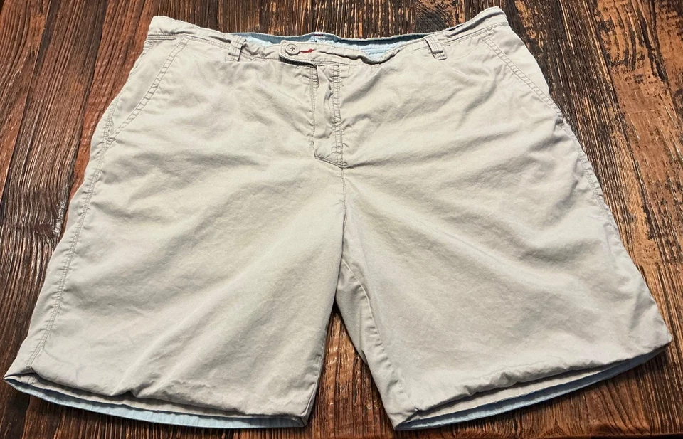Howe Men's Reversible Shorts Blue/Khaki Sz.40 100%Cotton Flat Front - Image 3 of 4