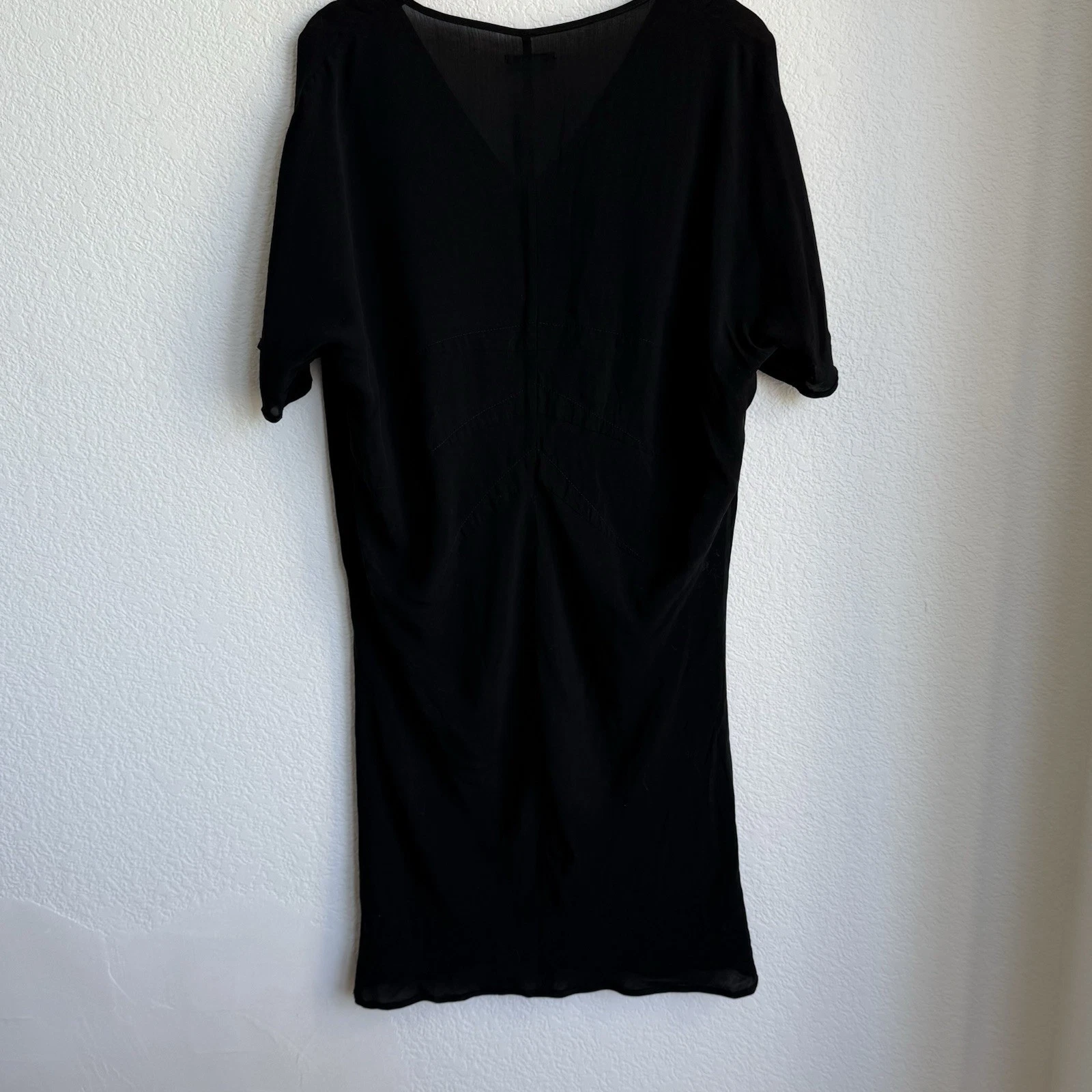 Abito donna ACNE Studios manica corta scollo a V a strati nero taglia 36