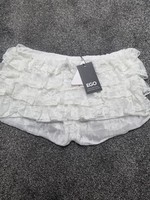 white lace tiered frill bloom shorts