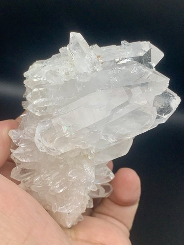 1345 Carats Clear Quartz Cluster Specimen. - Picture 16 of 16
