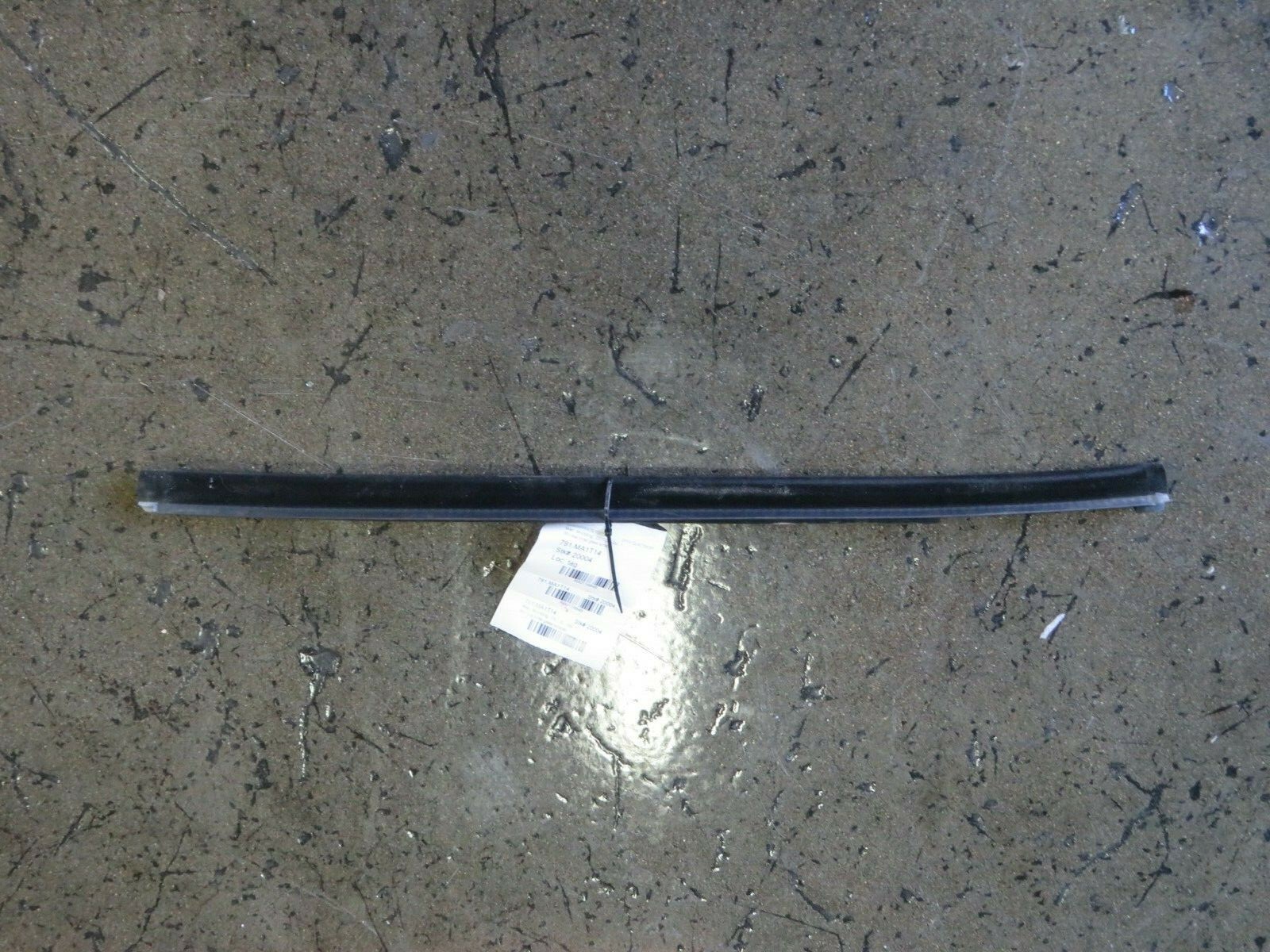 2014 Maserati Quattroporte, RH, Right Rear Inner Glass Scraper, Used  