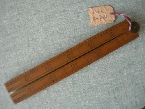 Instruments de mesure de collection règle à calcul en laiton