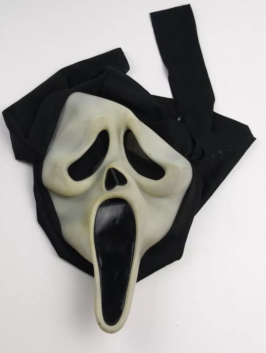 Deluxe Scream 6 Mask -  Finland