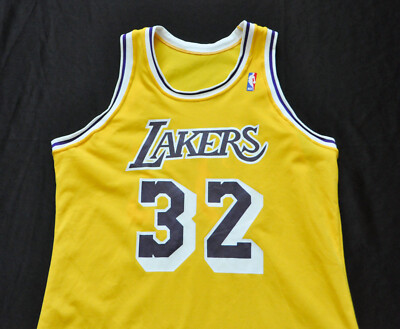 32 