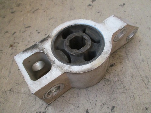 Querlenker Lager Halter Audi A3 8P TT 8J VW Golf 5 2.0 TSI Lagerung 1K0199231J