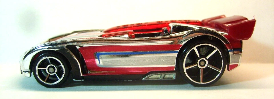 2007 风火轮神秘汽车系列 AcceleRacers 战斗规格 - 铬带红色和蓝色 — 第 2/4 张图片