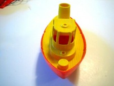 A NET FULL OF BOATS - Tub toys