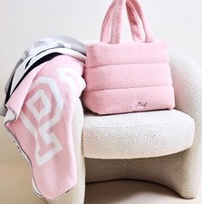 VICTORIA'S SECRET Pink Cozy Plush Tote