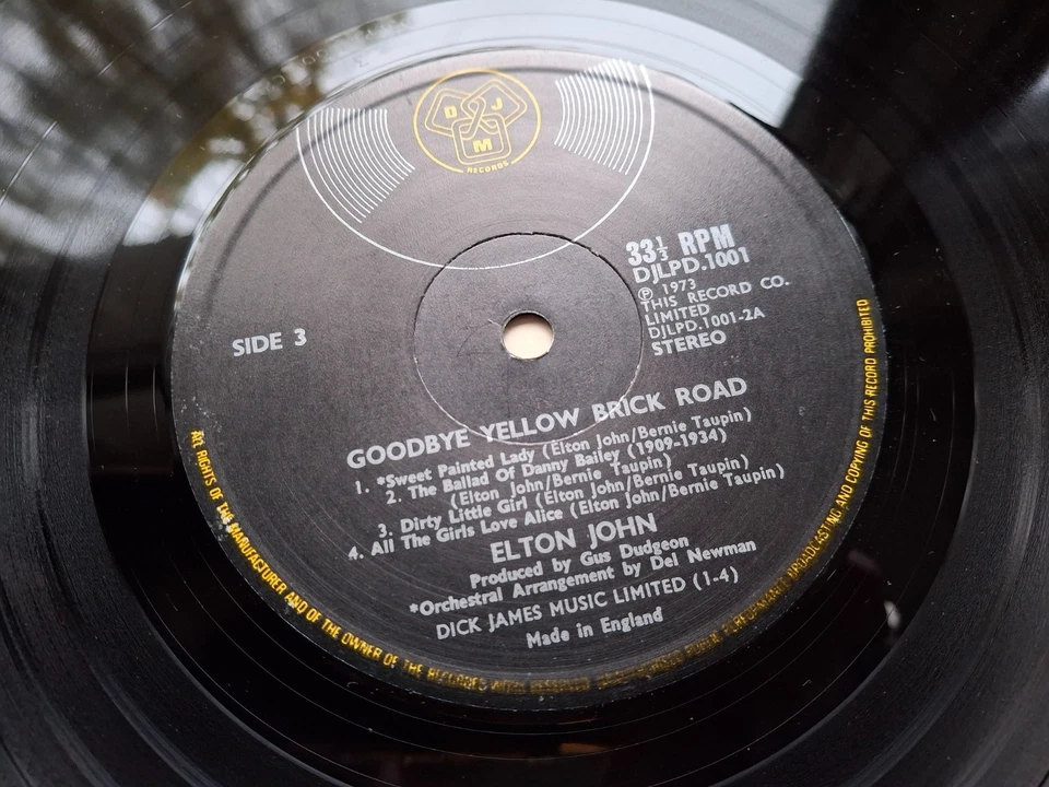 ELTON JOHN YELLOW BRICK ROAD  Original TRANS RED Vinyl 1973 ARCHIVED MINT- - Image 3 of 4