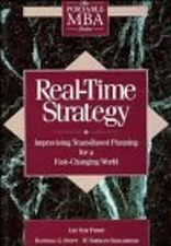 Real-Time Strategy : Improvised Team-Based Planning for a Fast-Ch