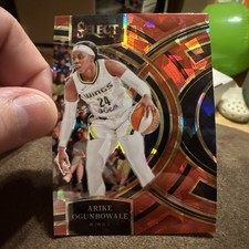 2024 Panini Select WNBA Premier Level Red Ice Prizm Arike Ogunbowale #155 Wings
