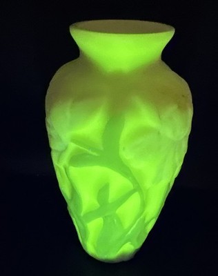 Glowing Phoenix Consolidated Glass Vase Chrysanthemum 6 3/4''
