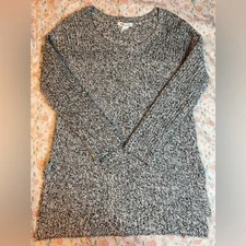 BCBGeneration Sweater Size M/L Gray Marled Knit Tunic Longline Pullover Cozy