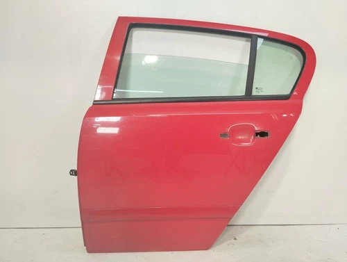 124072 Puerta Trasera Izquierda para OPEL ASTRA H BERLINA Cosmo 2006 178488 - Imagen 1 de 9