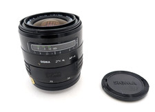 Sigma Zoom Macro Lens 28-70mm 1:3.5-4.5 Multi-Coated, Clean