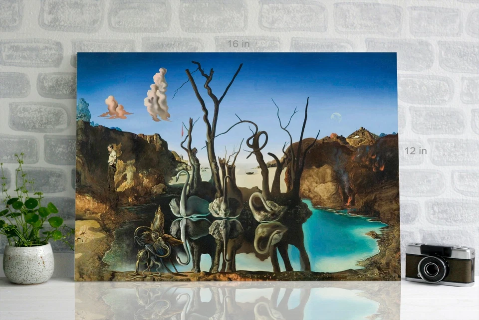 Impresión de cuadro de arte en lienzo de elefantes reflectantes de cisnes de Salvador Dalí Foto 2 de 4