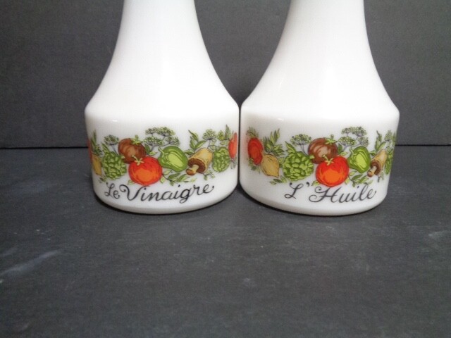 Vintage Gemco Corning Ware Spice of Life Oil & Vinegar Milk Glass Cruets