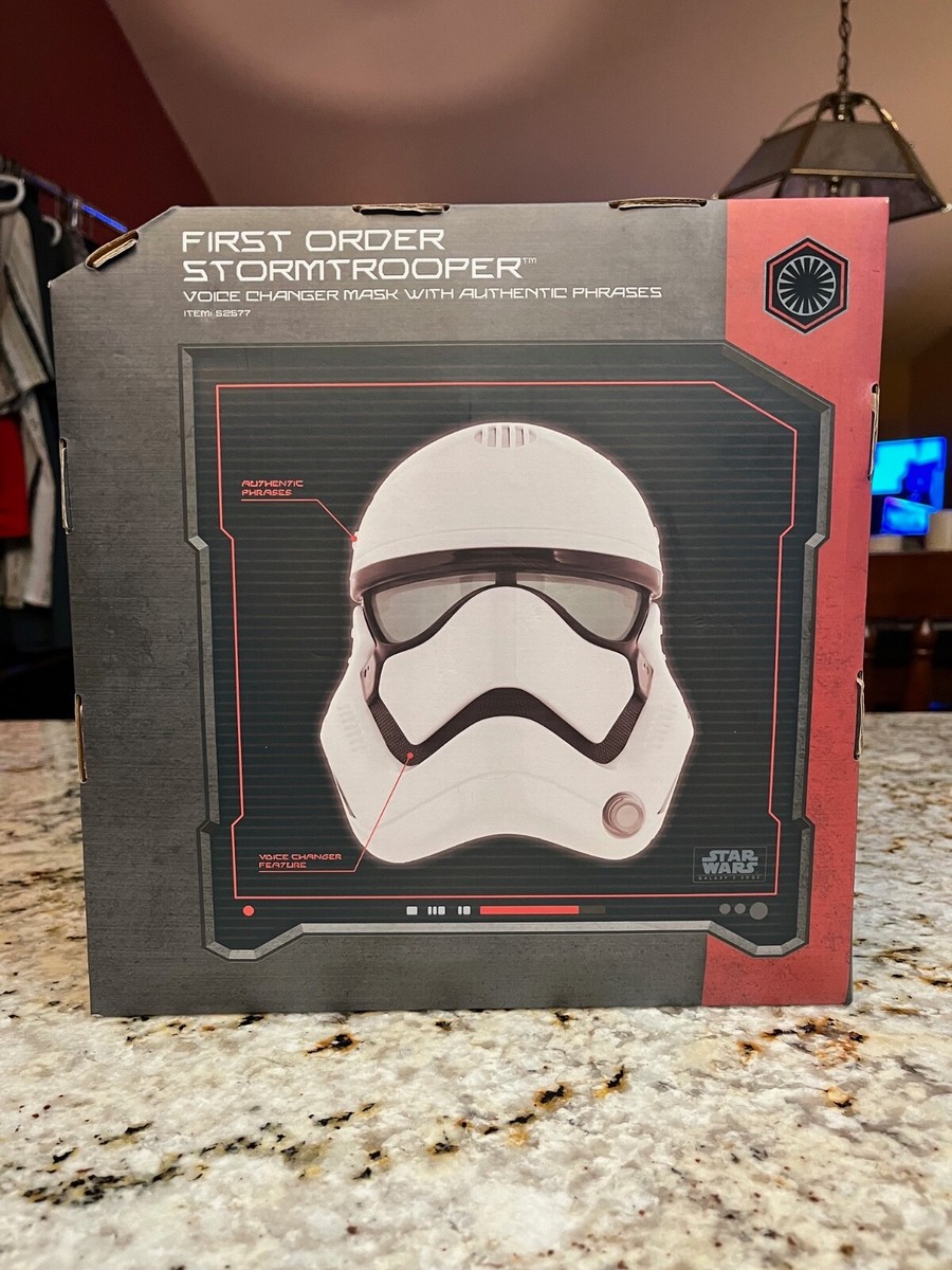 Disney Parks Star Wars Stormtroper First Order Voice Changer Mask