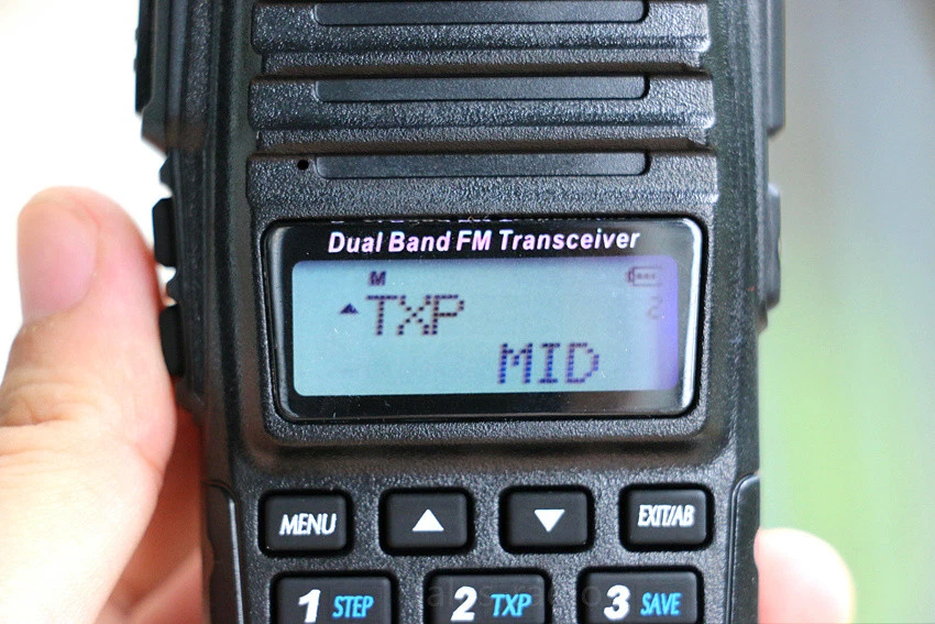 BaoFeng UV-82 Real 8W Walkie Talkie Dual Band VHF/UHF Two-way Radios Transceiver - Image 4 of 4