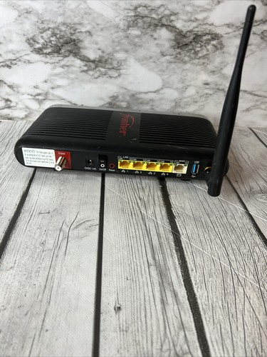 Frontier Actiontec MI424WR rev. F Router And Belkin F5d8253-4 V2 FOR PARTS - Picture 8 of 10