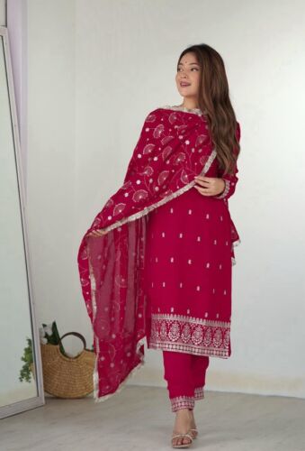 Pink Elegant Blooming Vichitra Silk Kurta with Dupatta Pant Set Ready To Wear - Picture 2 of 13
